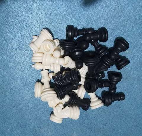 Chess Pieces Set